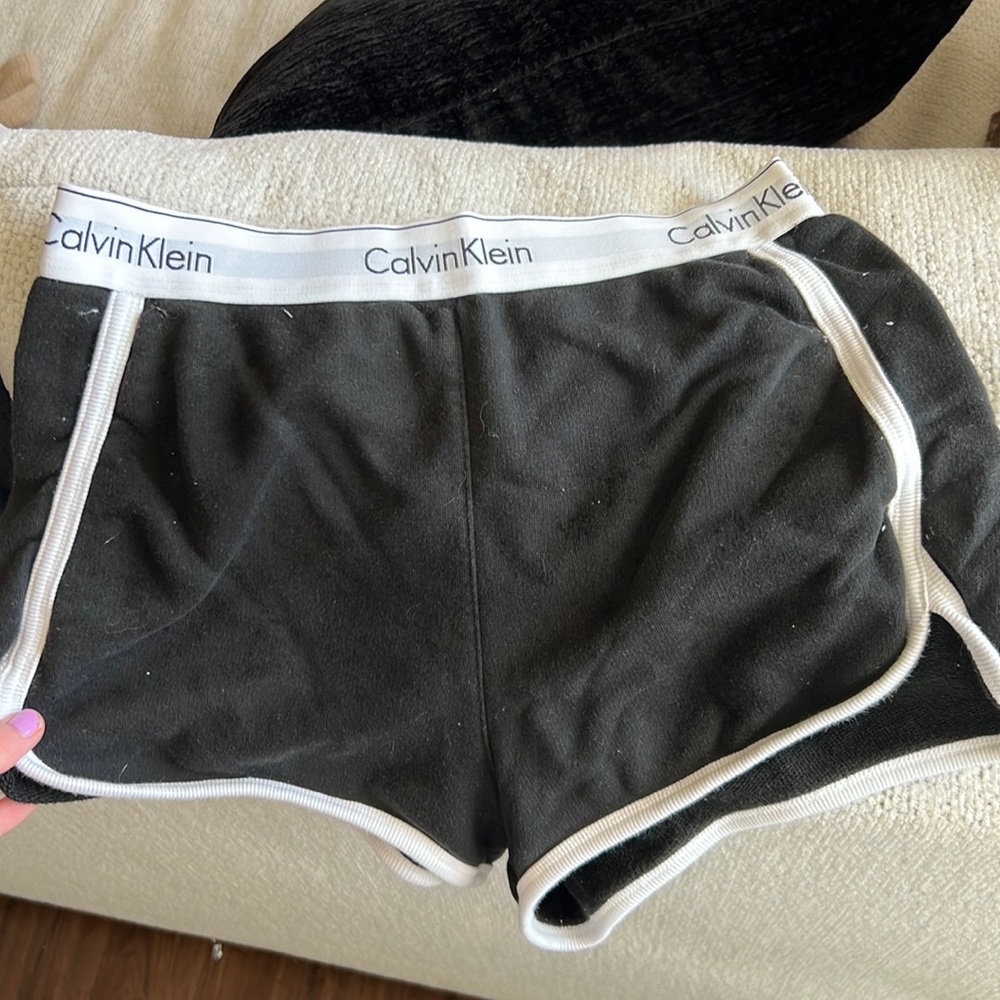 black shorts, calvin klein